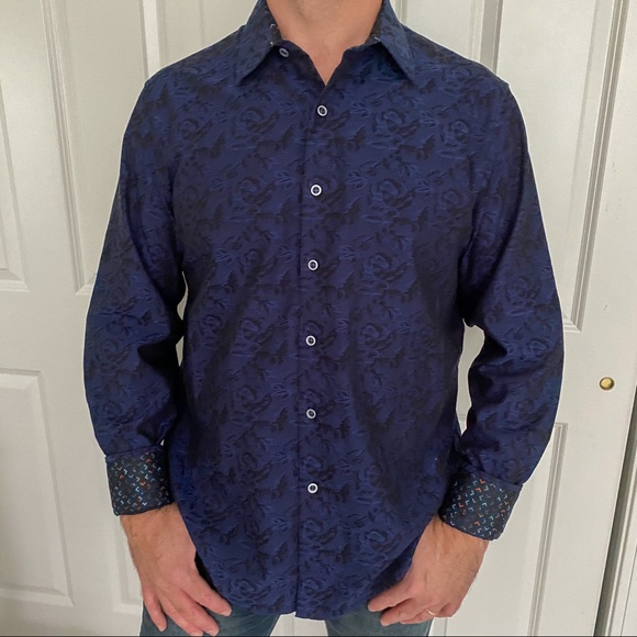 Host Pick🥳 Robert Graham NWT Dress Shirt - Picture 1 of 3